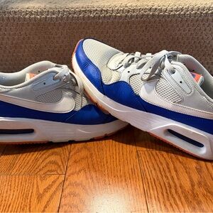 Nike Men's Athletic Sneakers in White and Blue